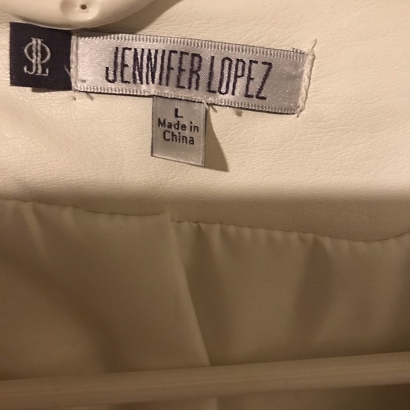 Jennifer Lopez vegan white Moto Jacket - Picture 5 of 6